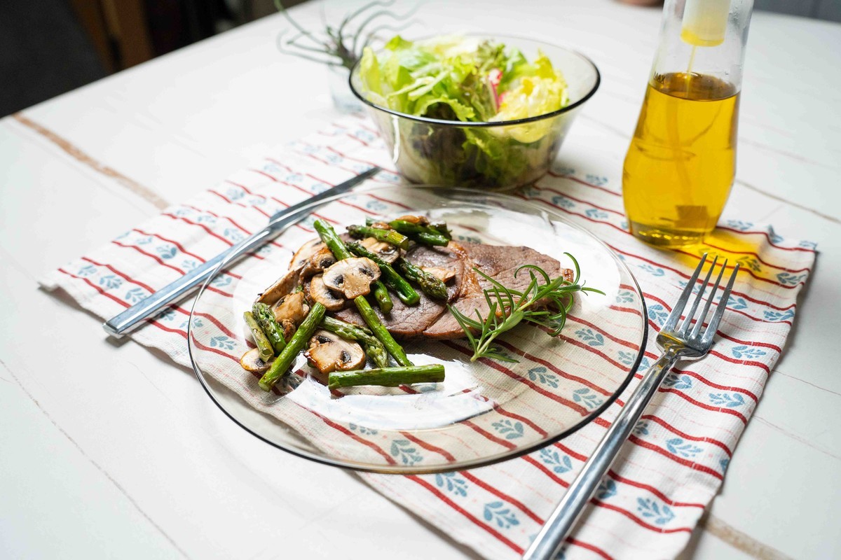 关于布光的那些事 分享新入手的斯莫格RC120双色温影视灯