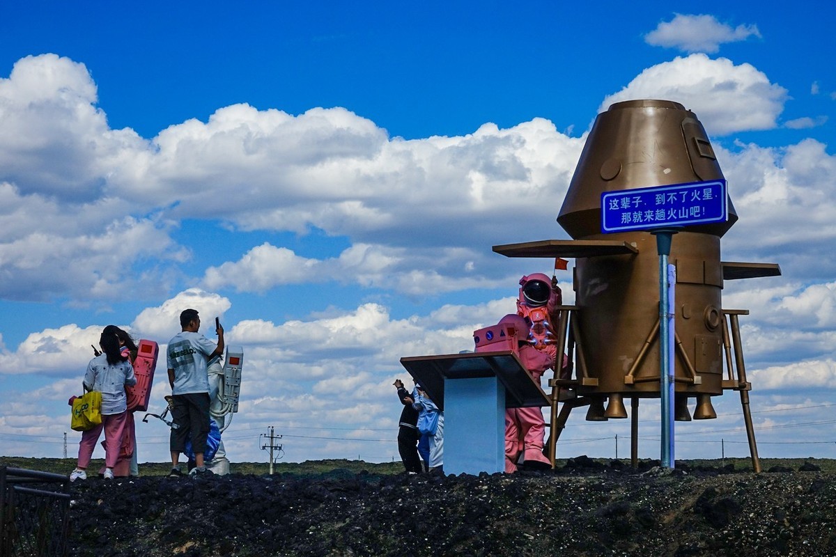 去不了火星来看火山吧