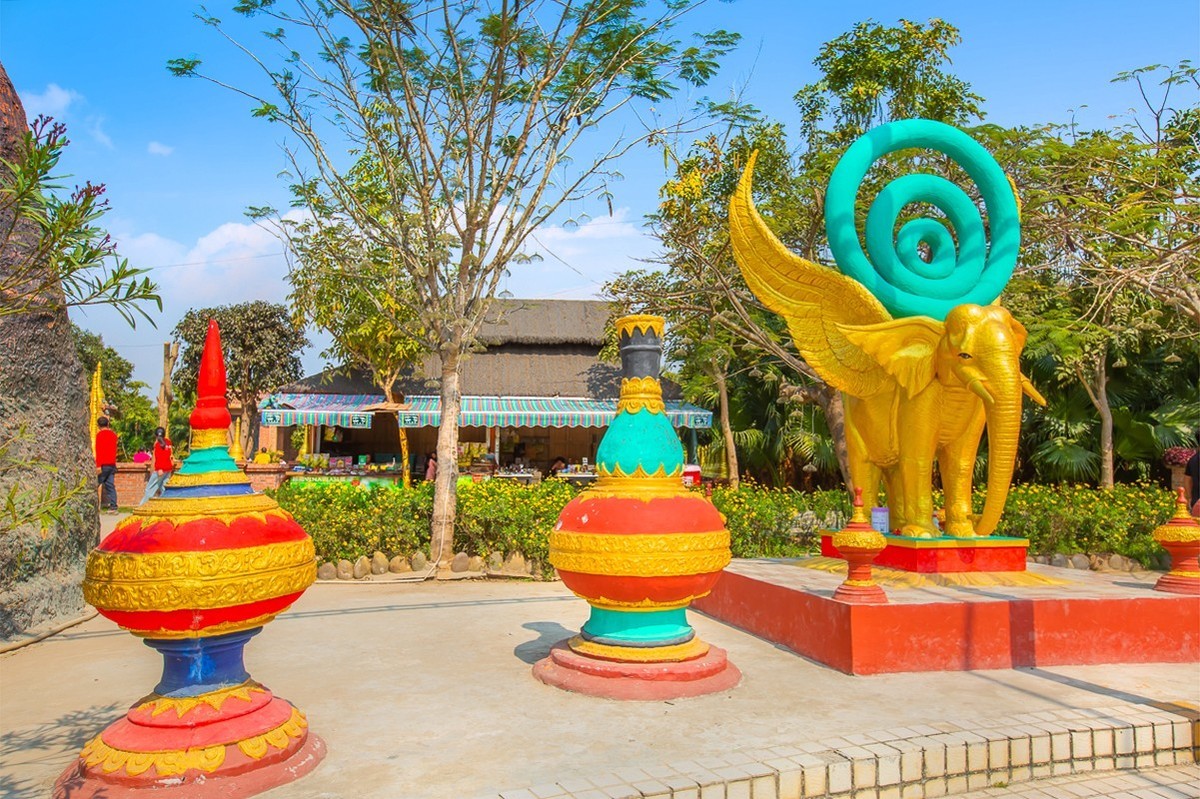 2025-04-02云南瑞丽一寨两国（二）