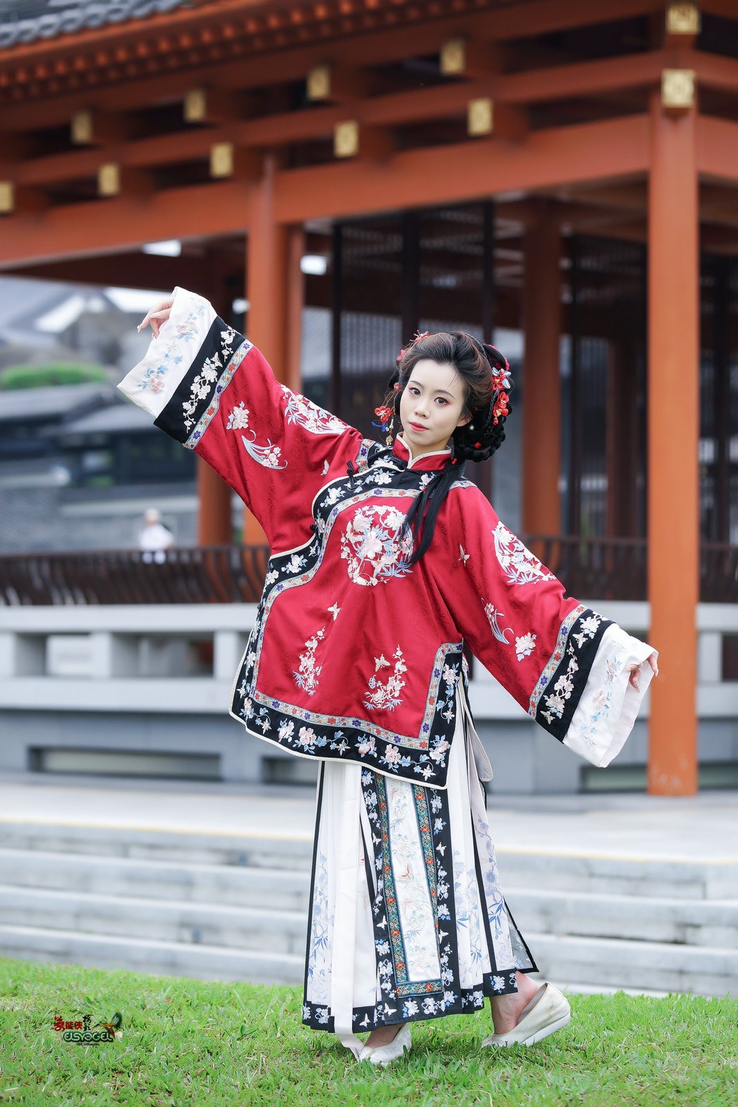 【红袖添香】---芯妍