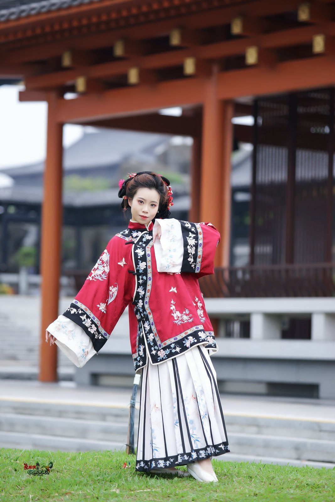 【红袖添香】---芯妍