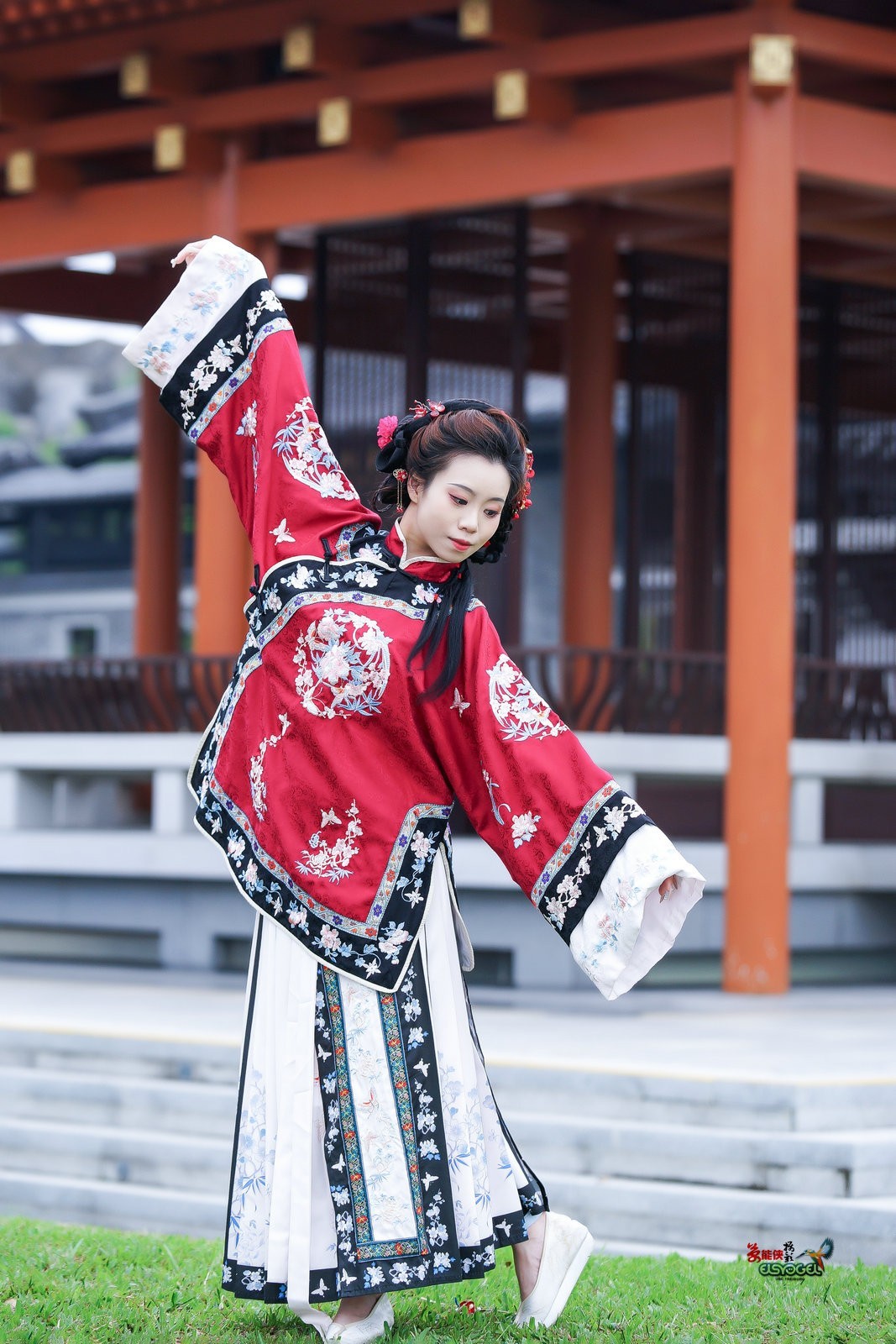 【红袖添香】---芯妍