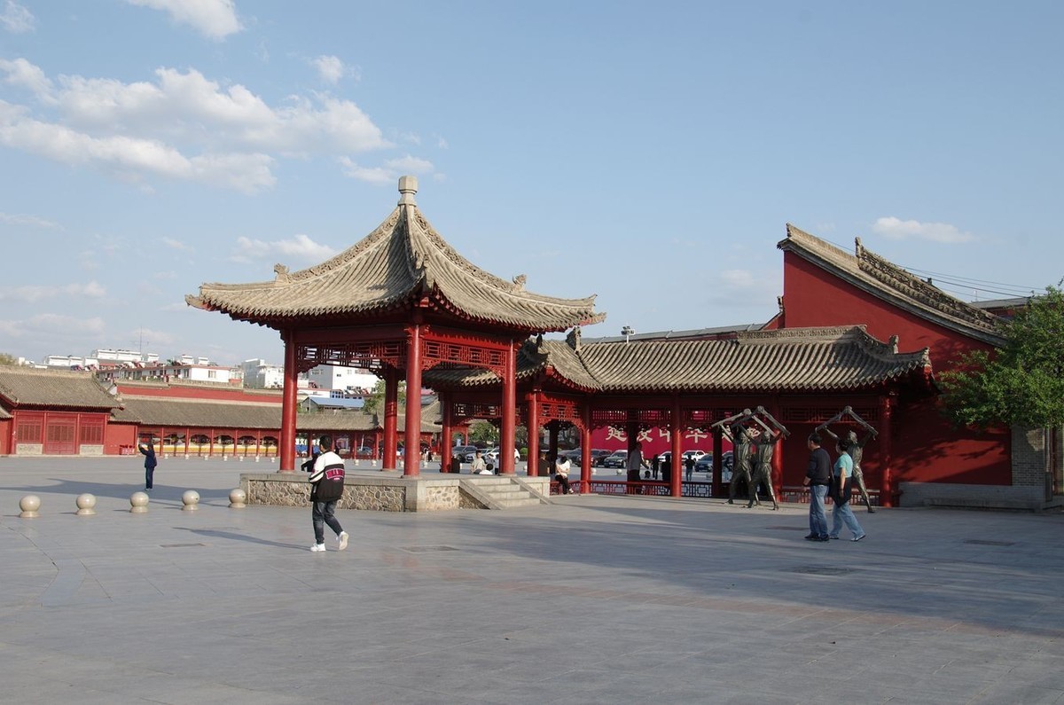 甘肃天水傍晚掠影