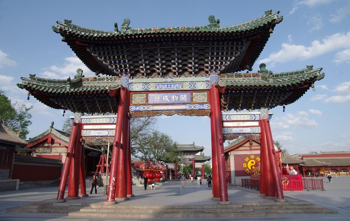 甘肃天水傍晚掠影