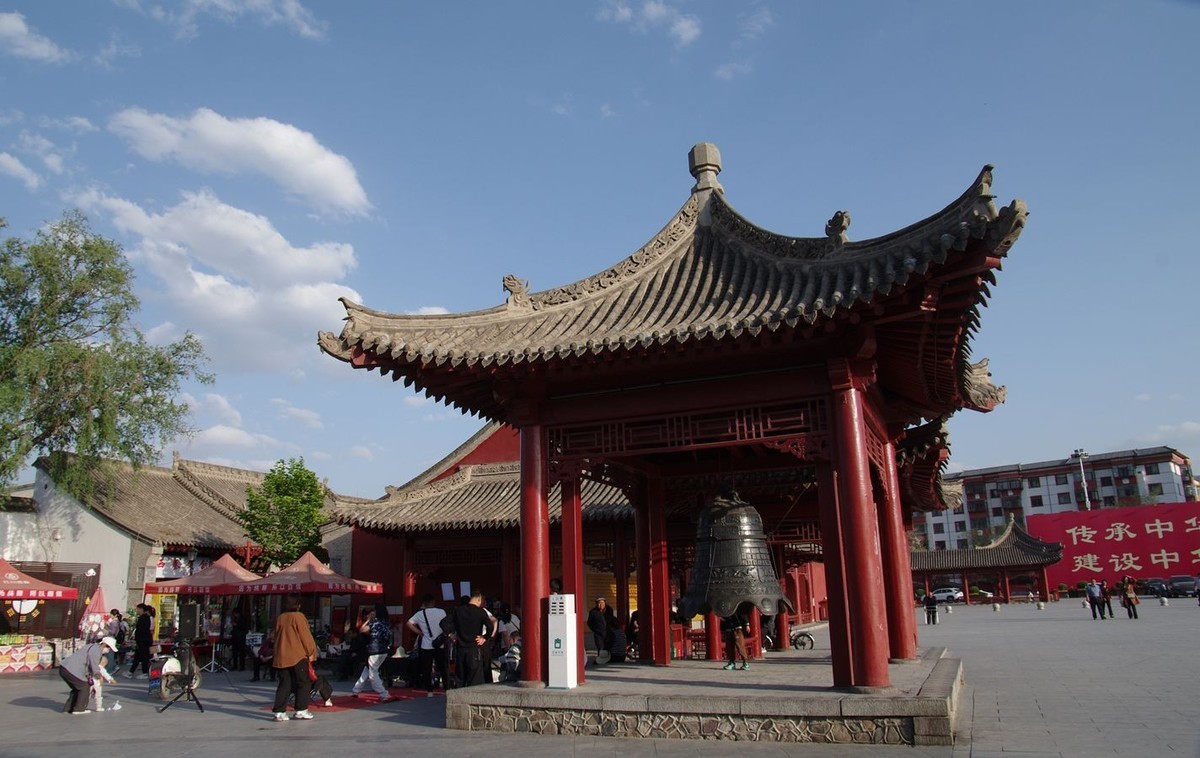 甘肃天水傍晚掠影