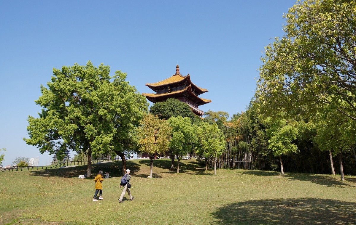 景 德 镇 市 御 窑 厂 博 物 馆