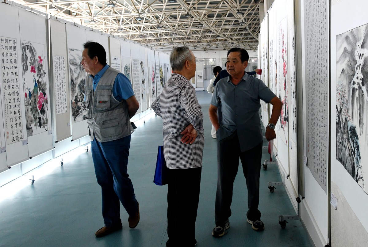 交流书画摄影展观感