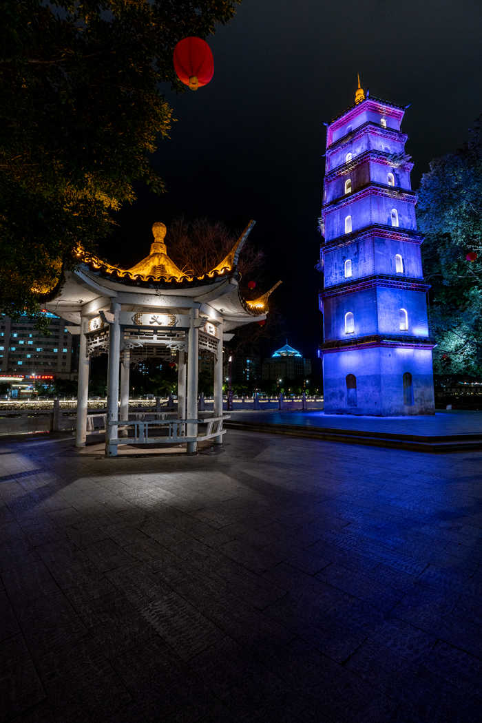 a7Rm4+FE 16-35 F2.8 GM (  夜拍文昌塔 )