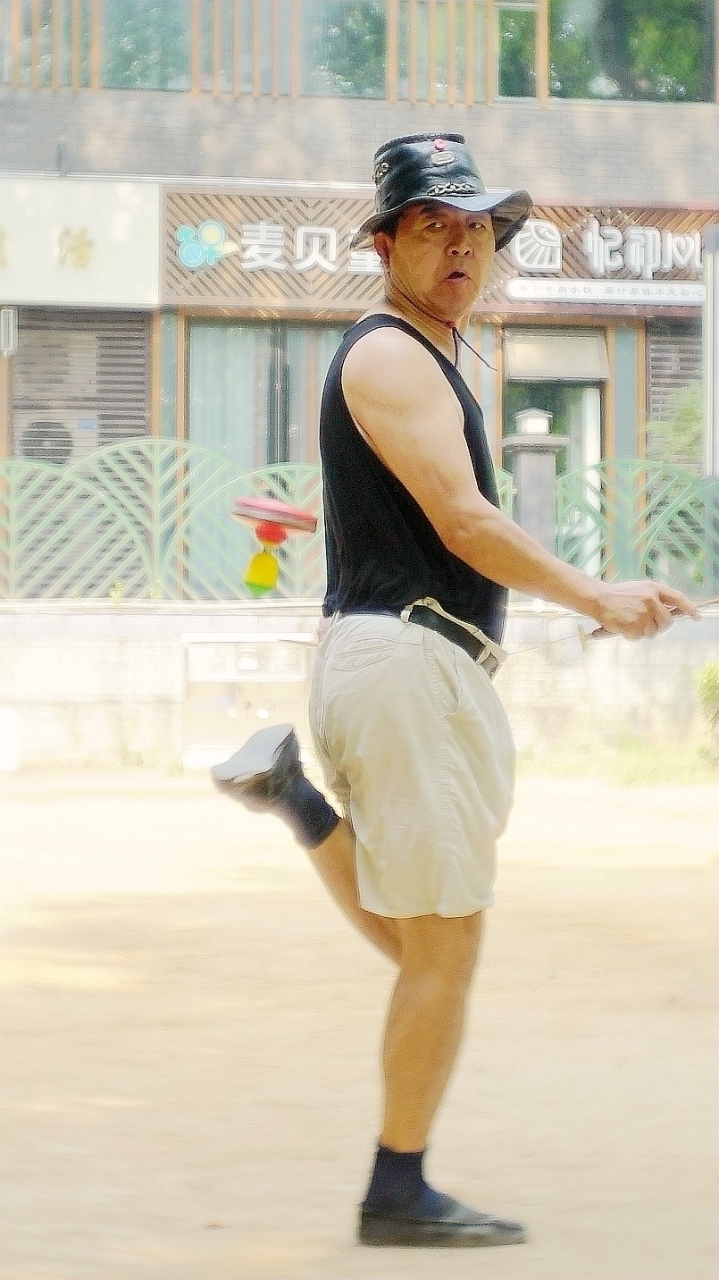 夏练三伏，我把空竹抖起来