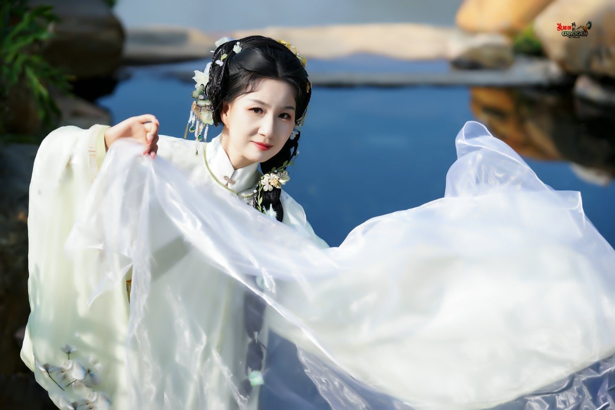 【山海相逢】---婉灵