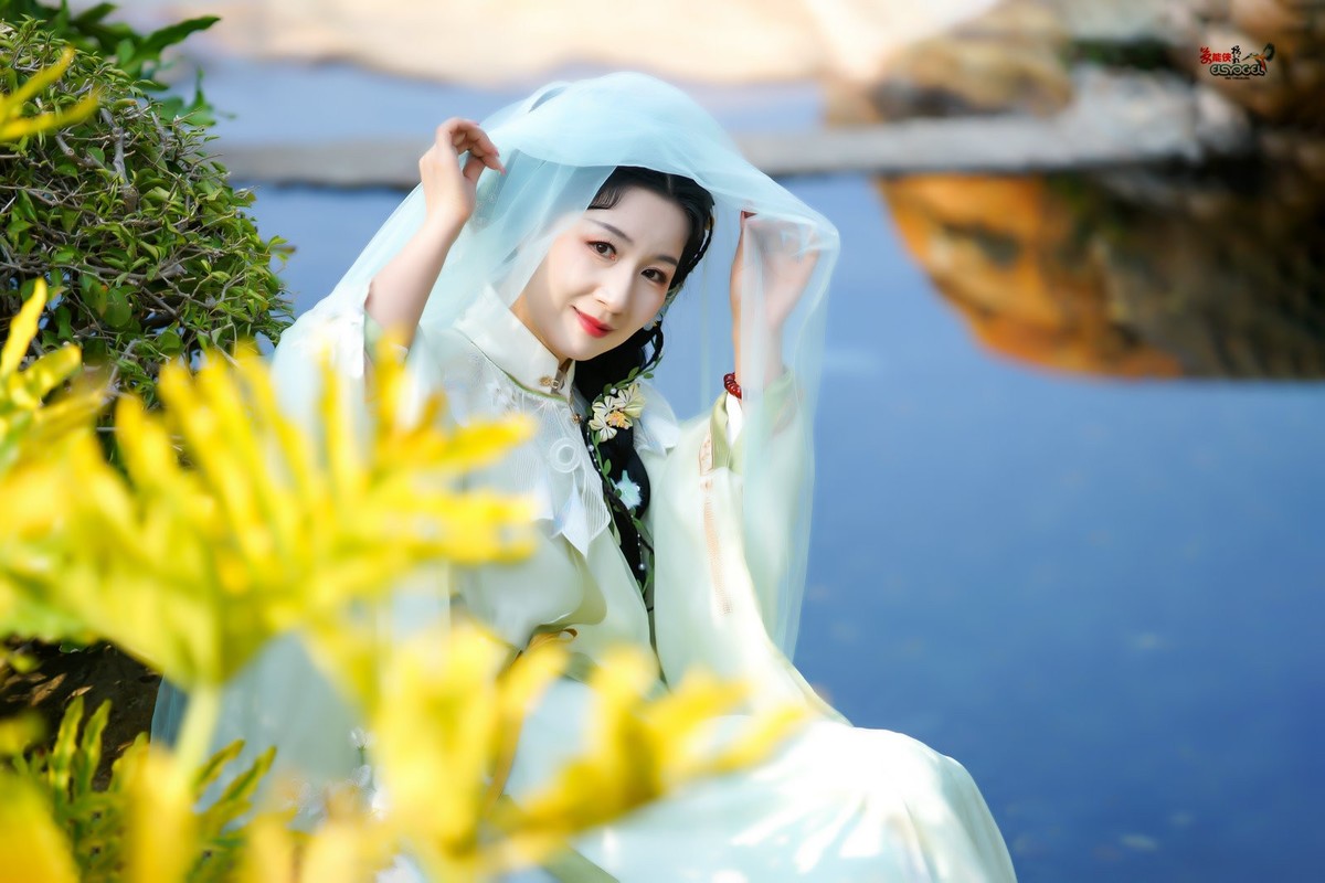 【山海相逢】---婉灵