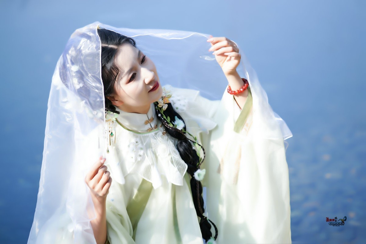 【山海相逢】---婉灵