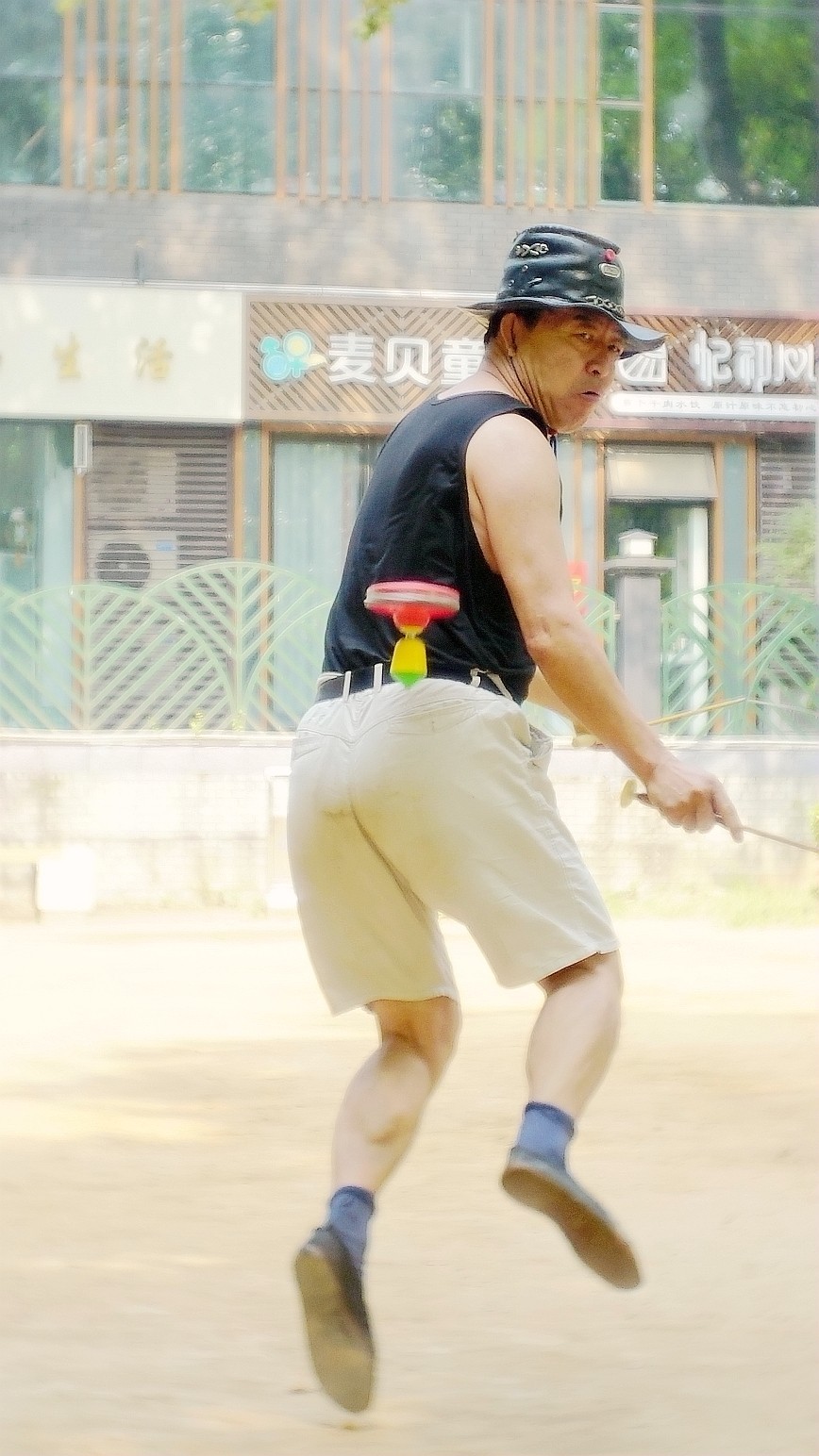 夏练三伏，我把空竹抖起来