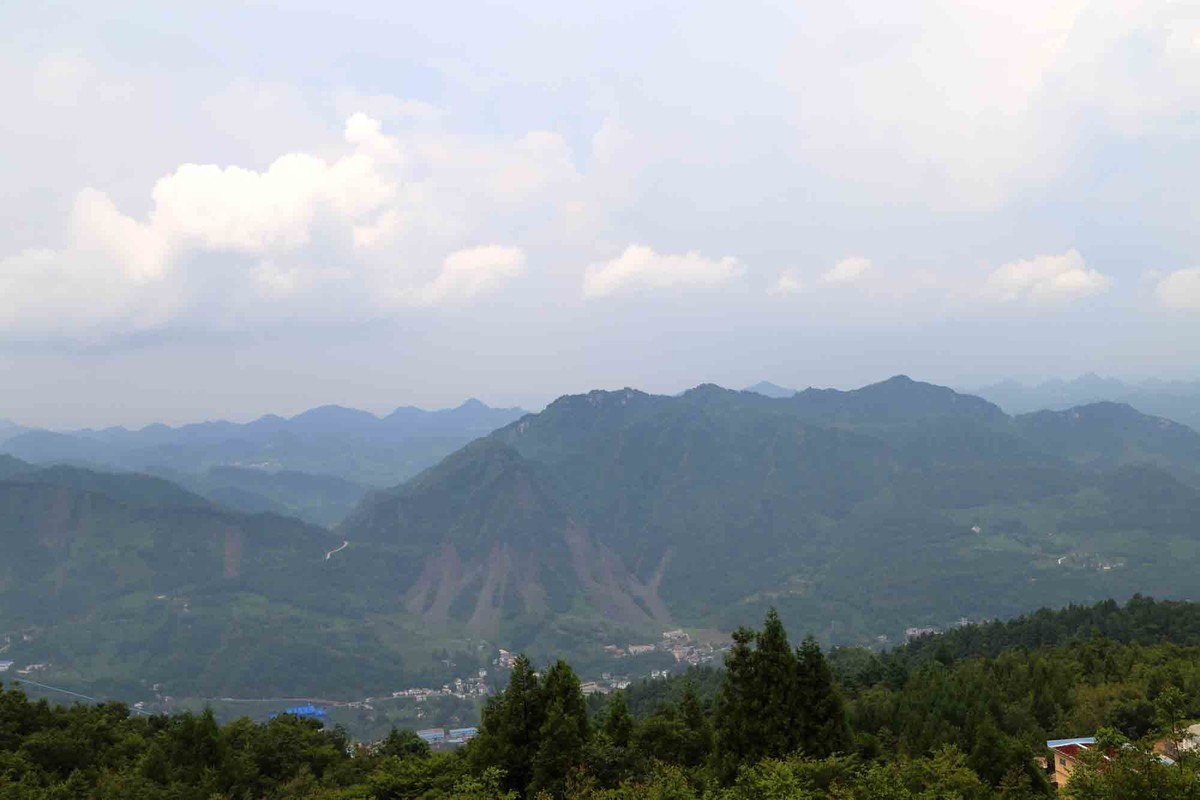 野玉海的避暑房车