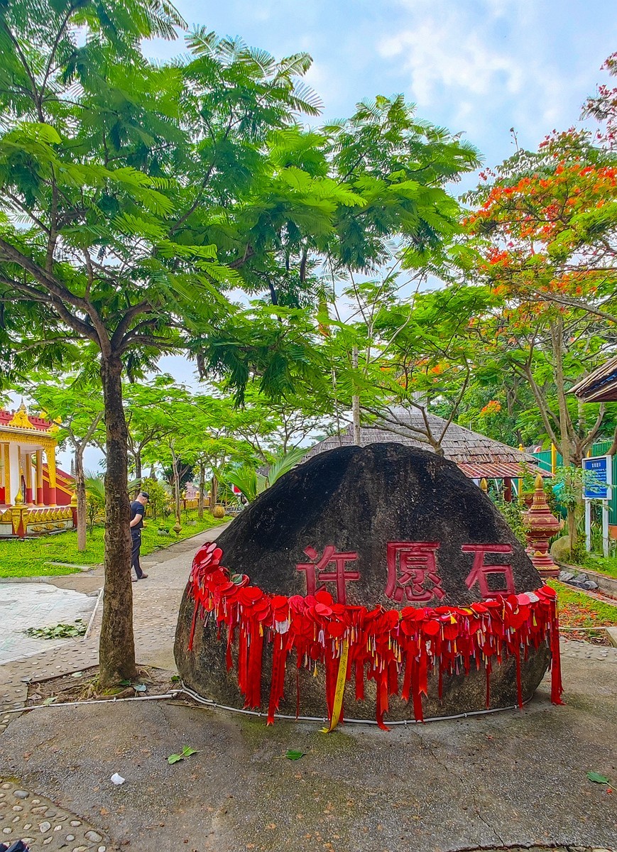 蜀滇黔渝鄂骑游随拍7——瑞丽视角