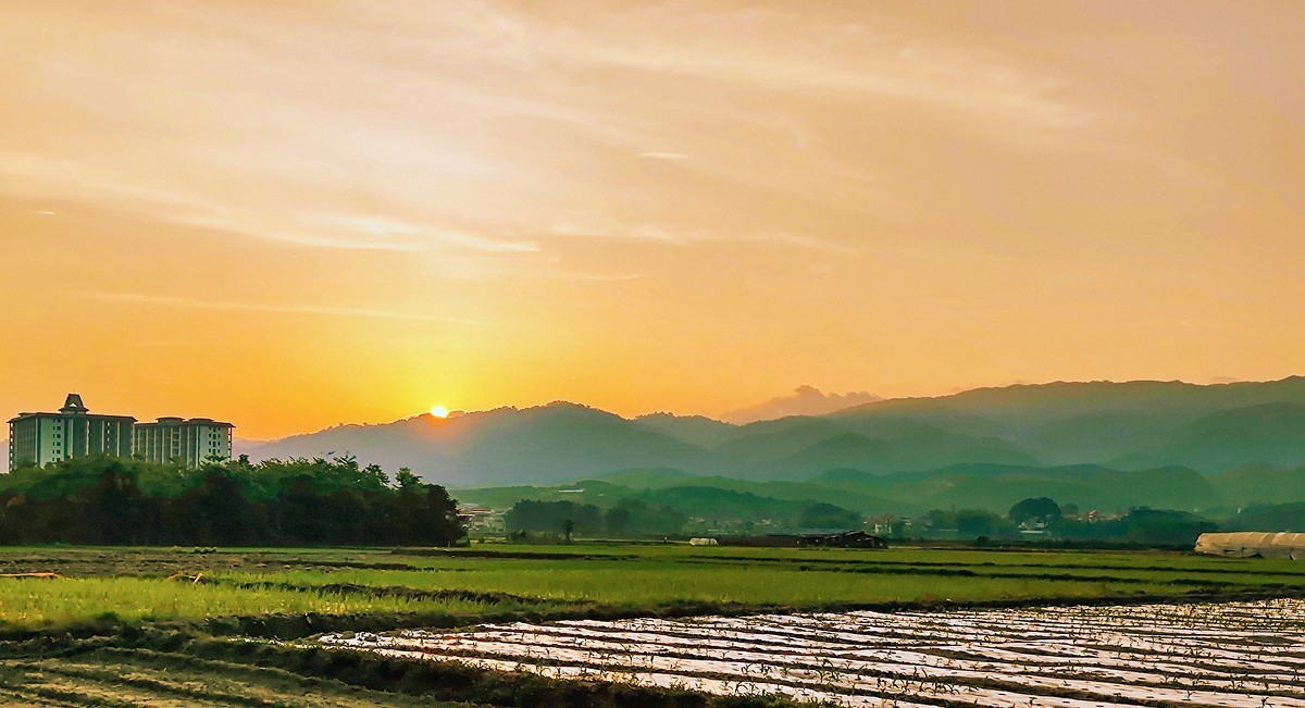 蜀滇黔渝鄂骑游随拍7——瑞丽视角
