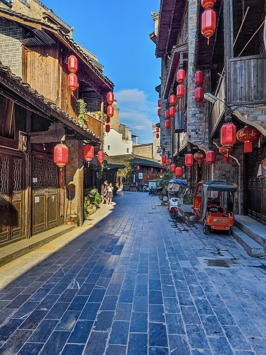 蜀滇黔渝鄂骑游随拍16——一脚踏三省视角之二