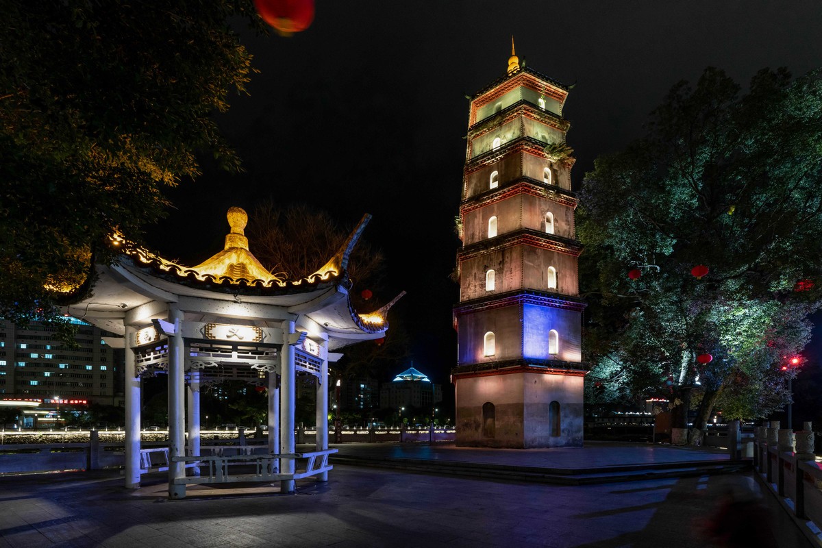 a7Rm4+FE 16-35 F2.8 GM (  夜拍文昌塔 )