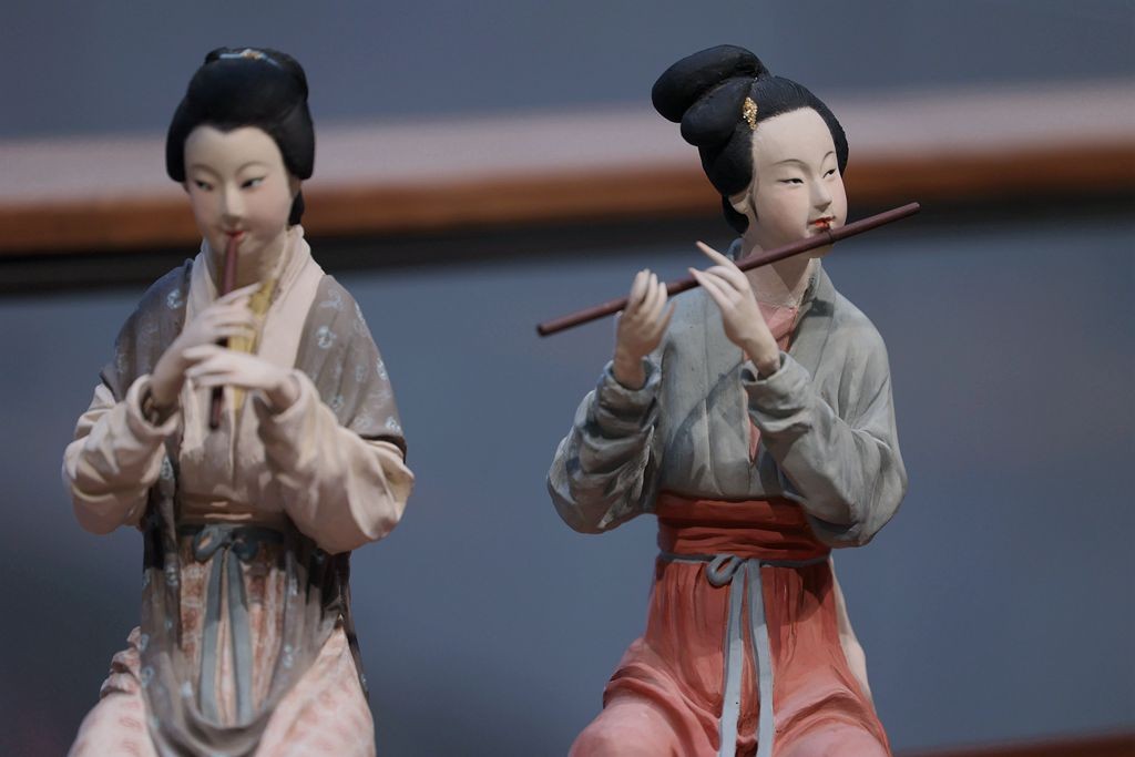 华服。泥彩----中华历代服饰泥塑展