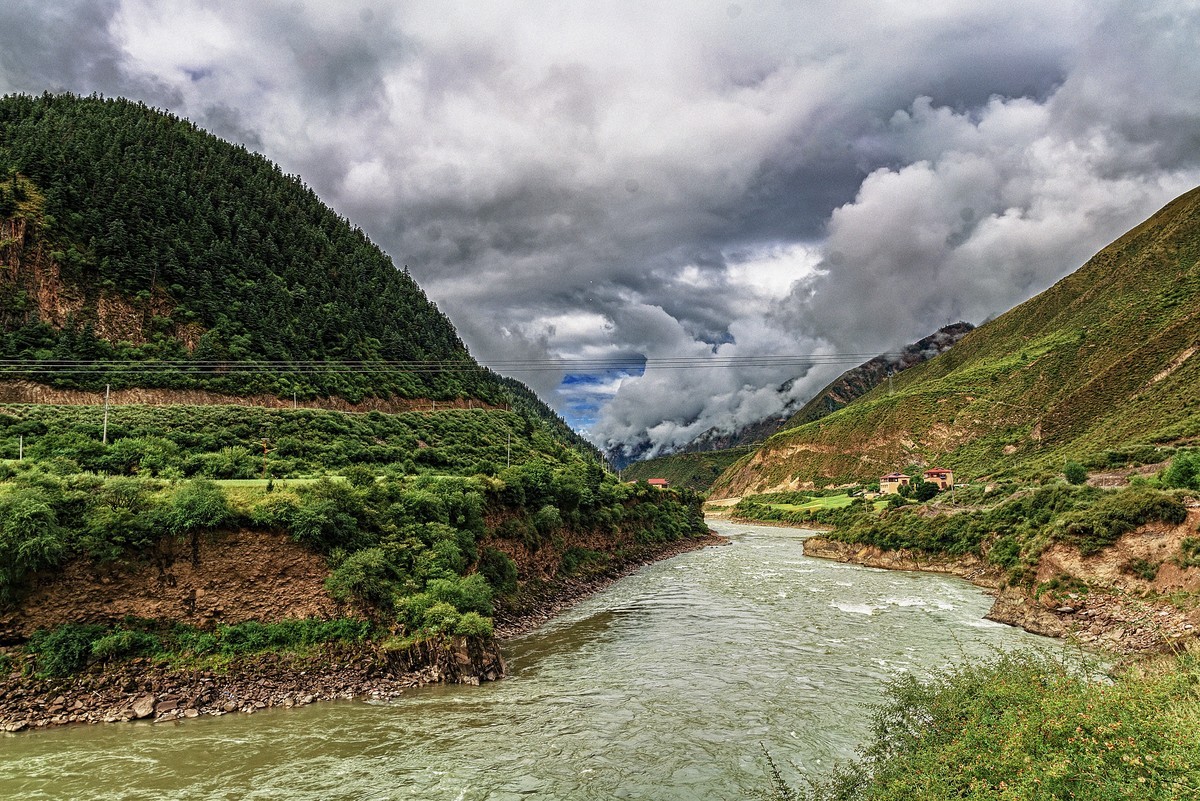 202207川西避暑行之雅砻江大峡谷甘孜至新龙段