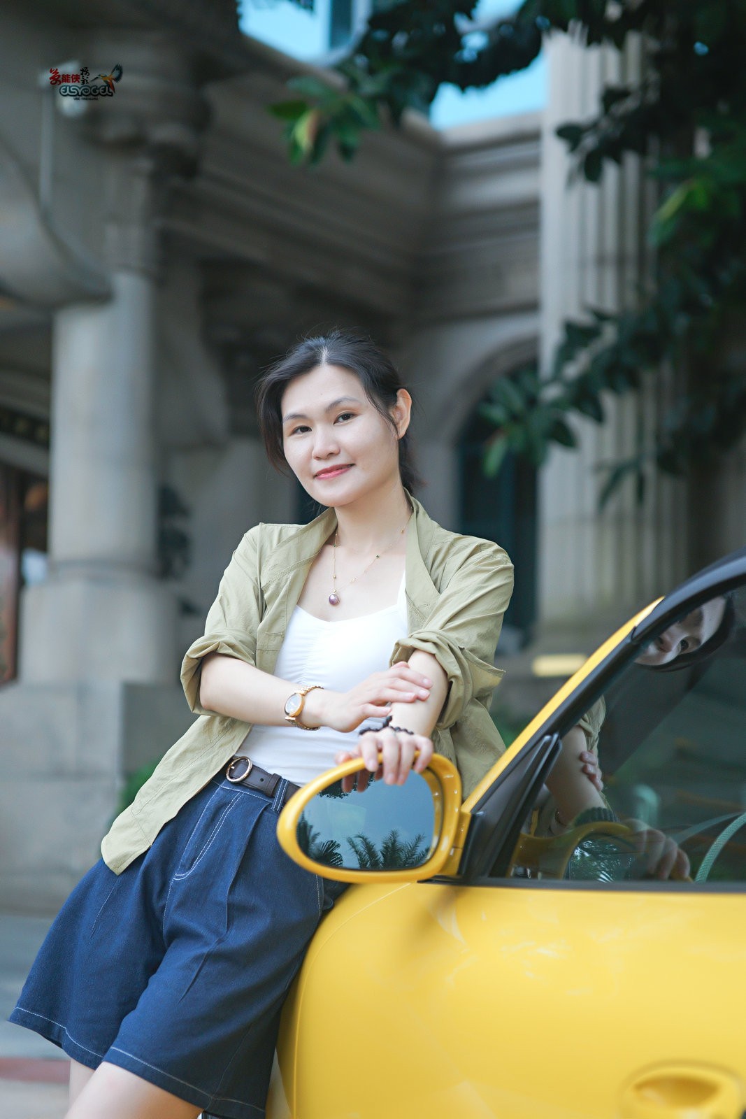 【豪车酷女】---俏俏