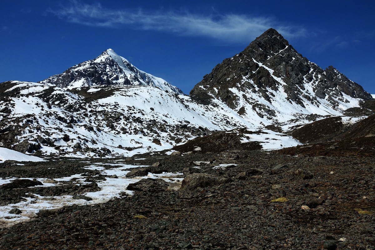 路过祁连山巴尔斯雪山