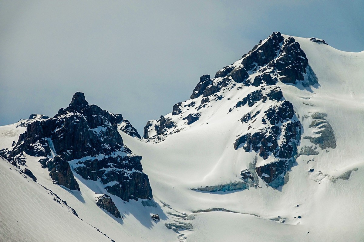 路过祁连山巴尔斯雪山