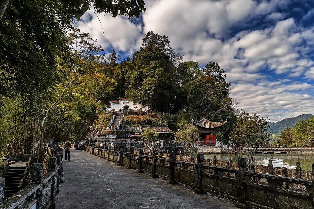 云南腾冲 · 叠水河瀑布（2）