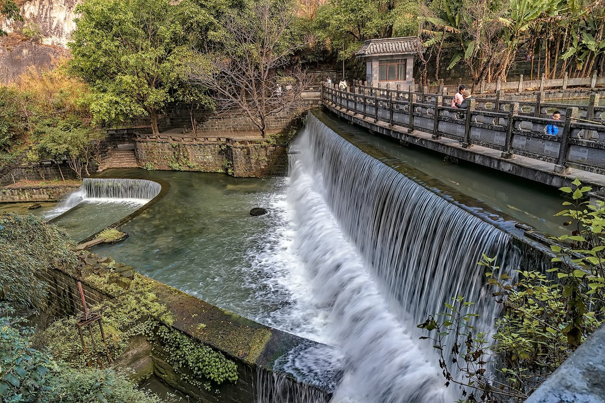 云南腾冲 · 叠水河瀑布（2）
