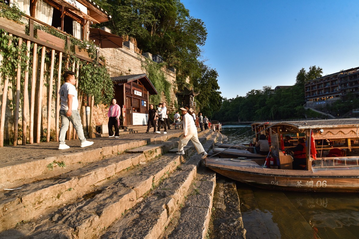 湖南茶峒（边城）拉拉渡1