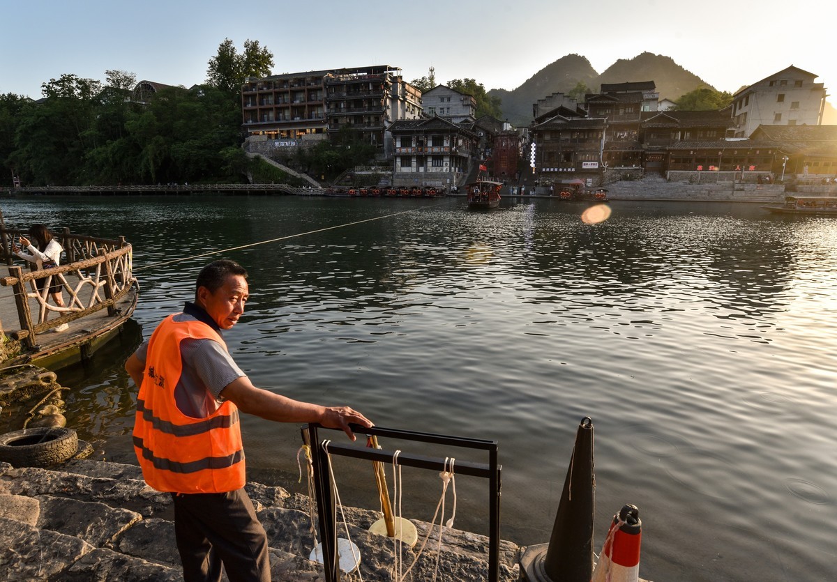 湖南茶峒（边城）拉拉渡1