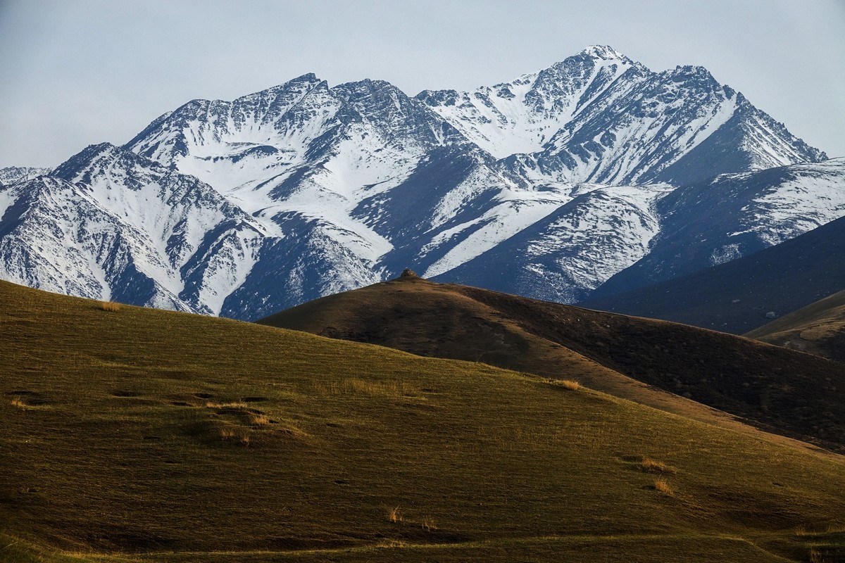 路过祁连山巴尔斯雪山