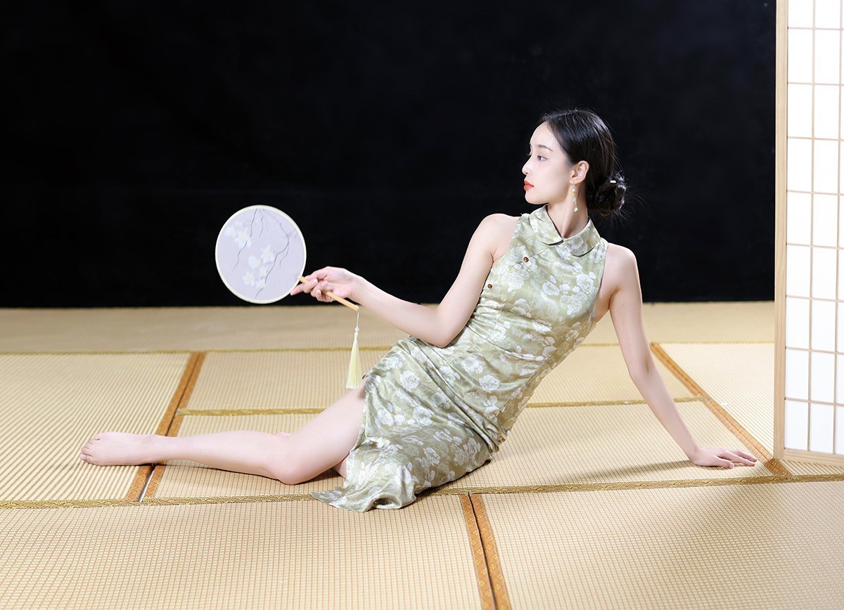 清欢风姿为己颜