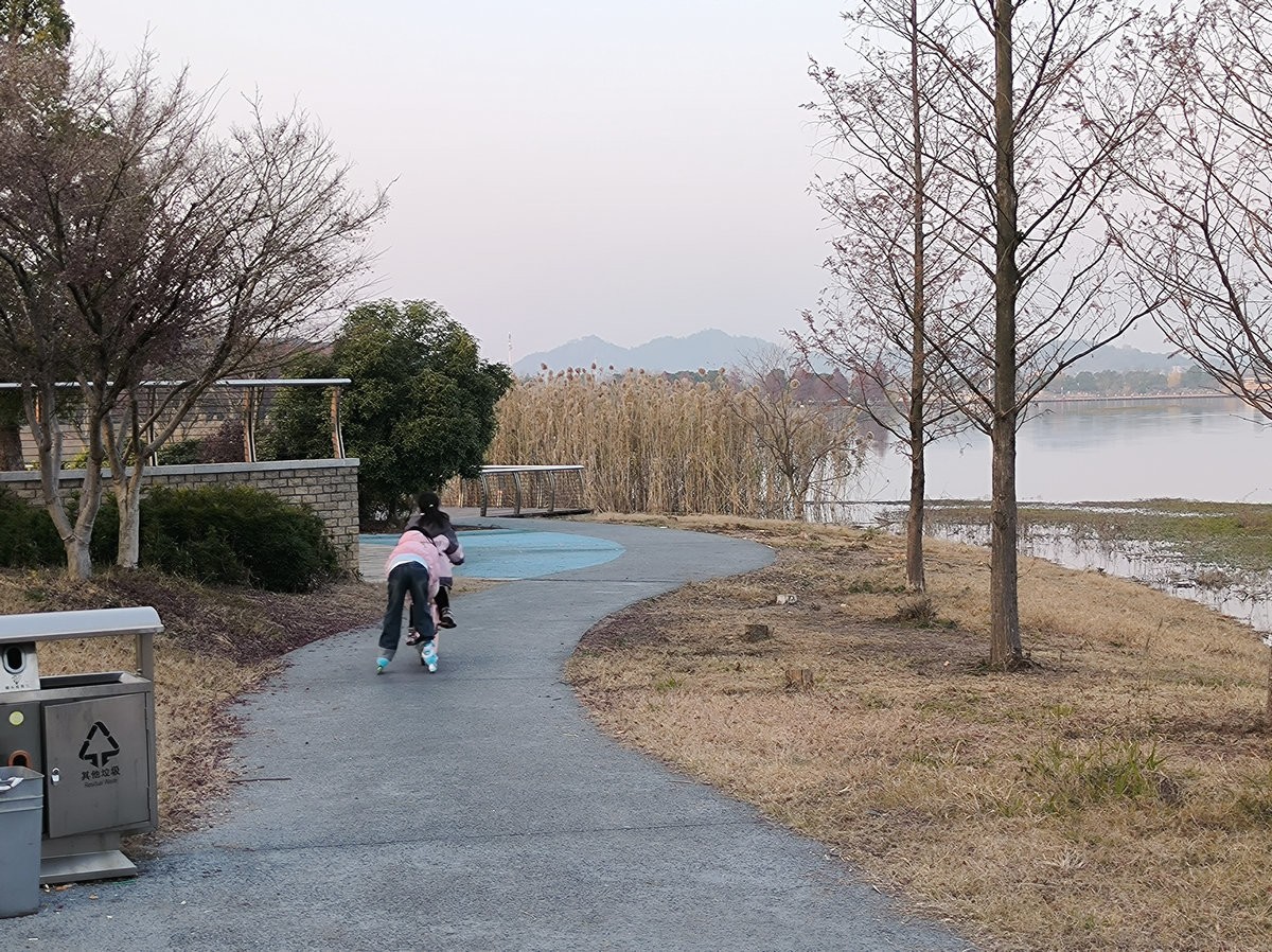 漫步星城 走街串巷（615）昭山印象