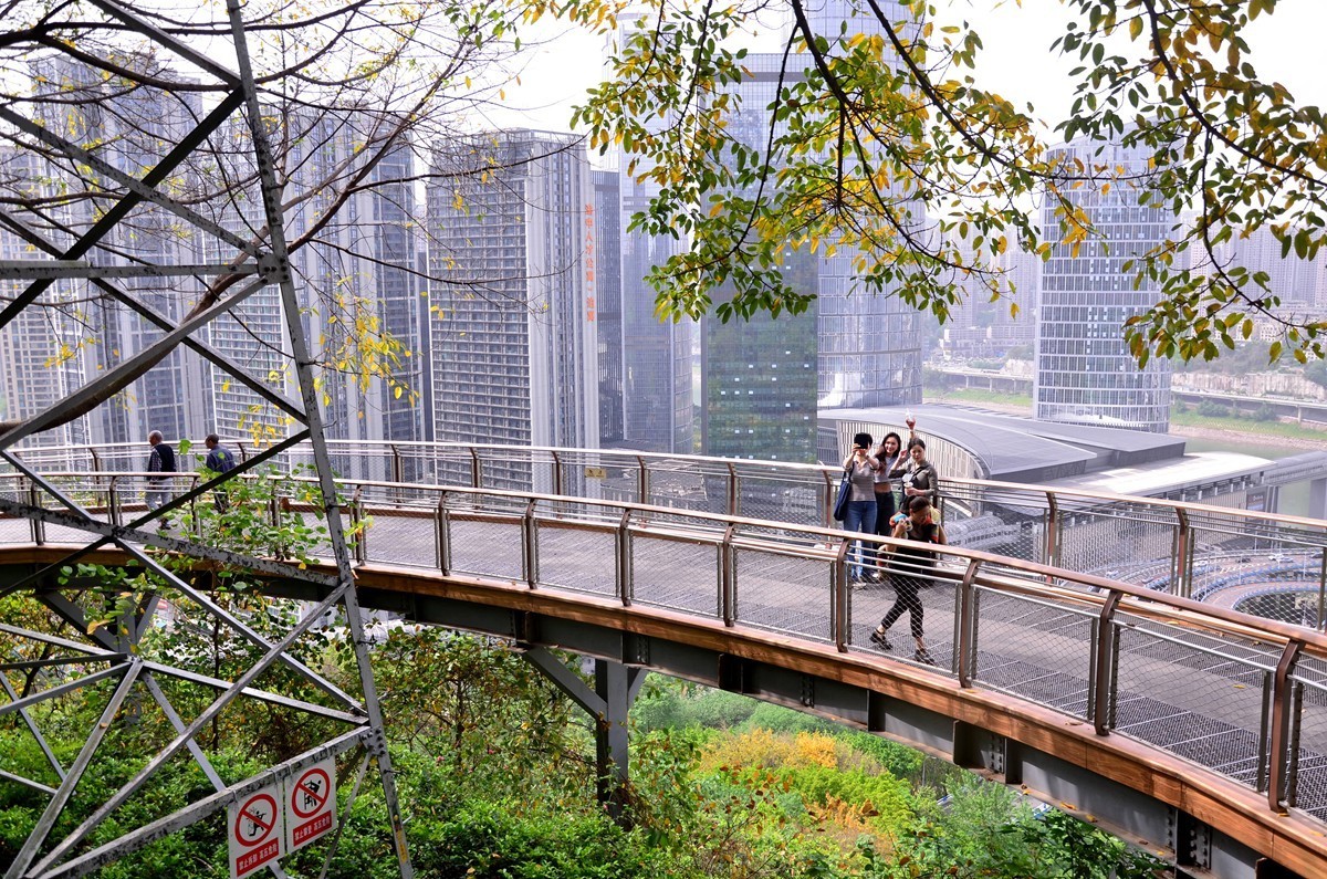 重庆主城“半山崖线”风景 (四)