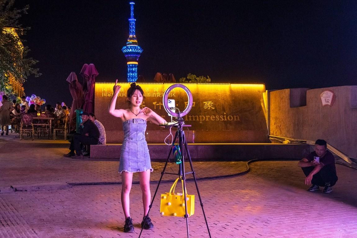 新疆行游--喀什古城夜市【7】续完