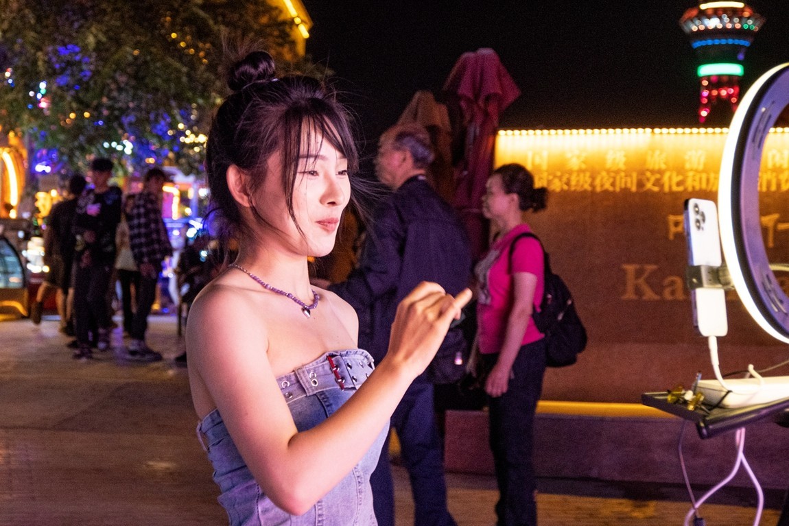 新疆行游--喀什古城夜市【7】续完