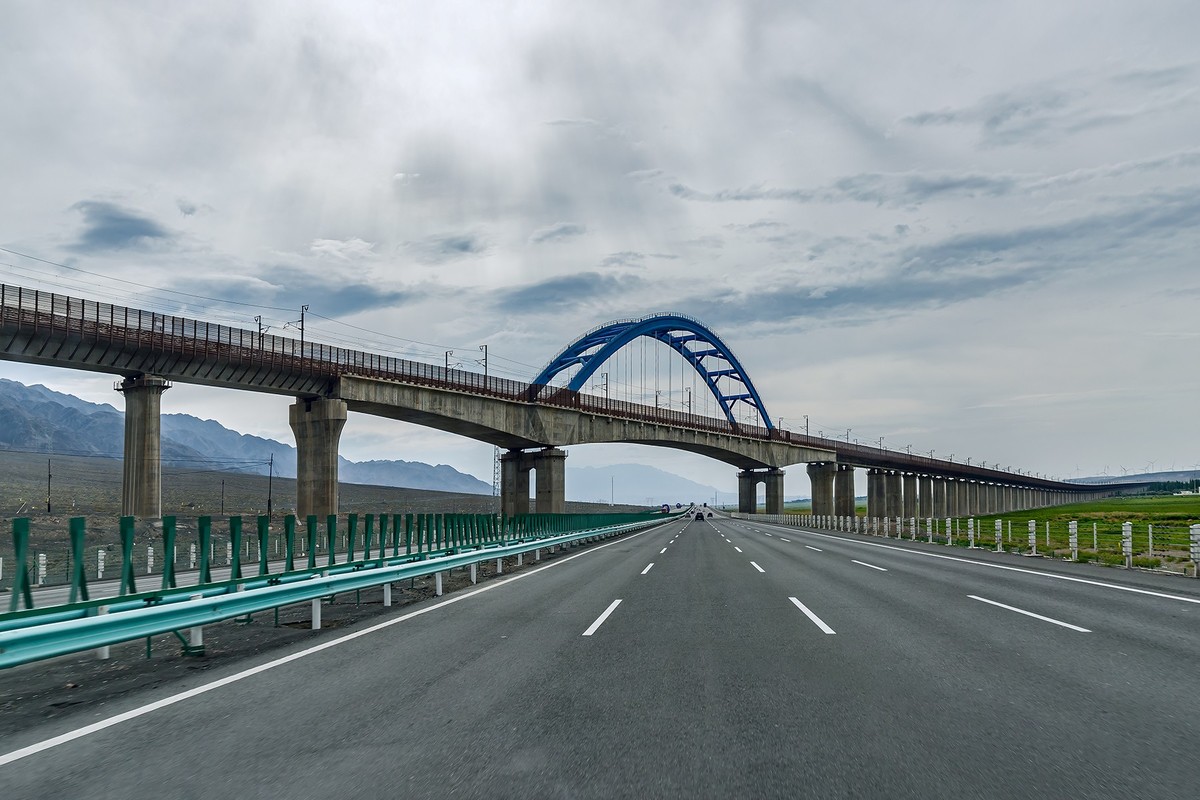 旅游记录 ：新疆 · 巴音郭楞 · 和硕 · 风景在路上