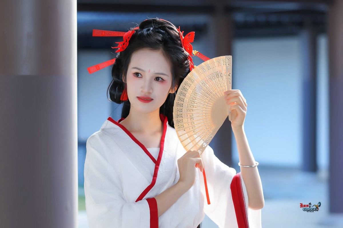 【战袍神女】---冰冰