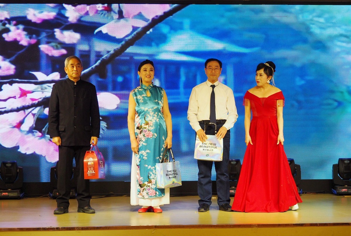 青青杨艺术团——新年联欢会（8）