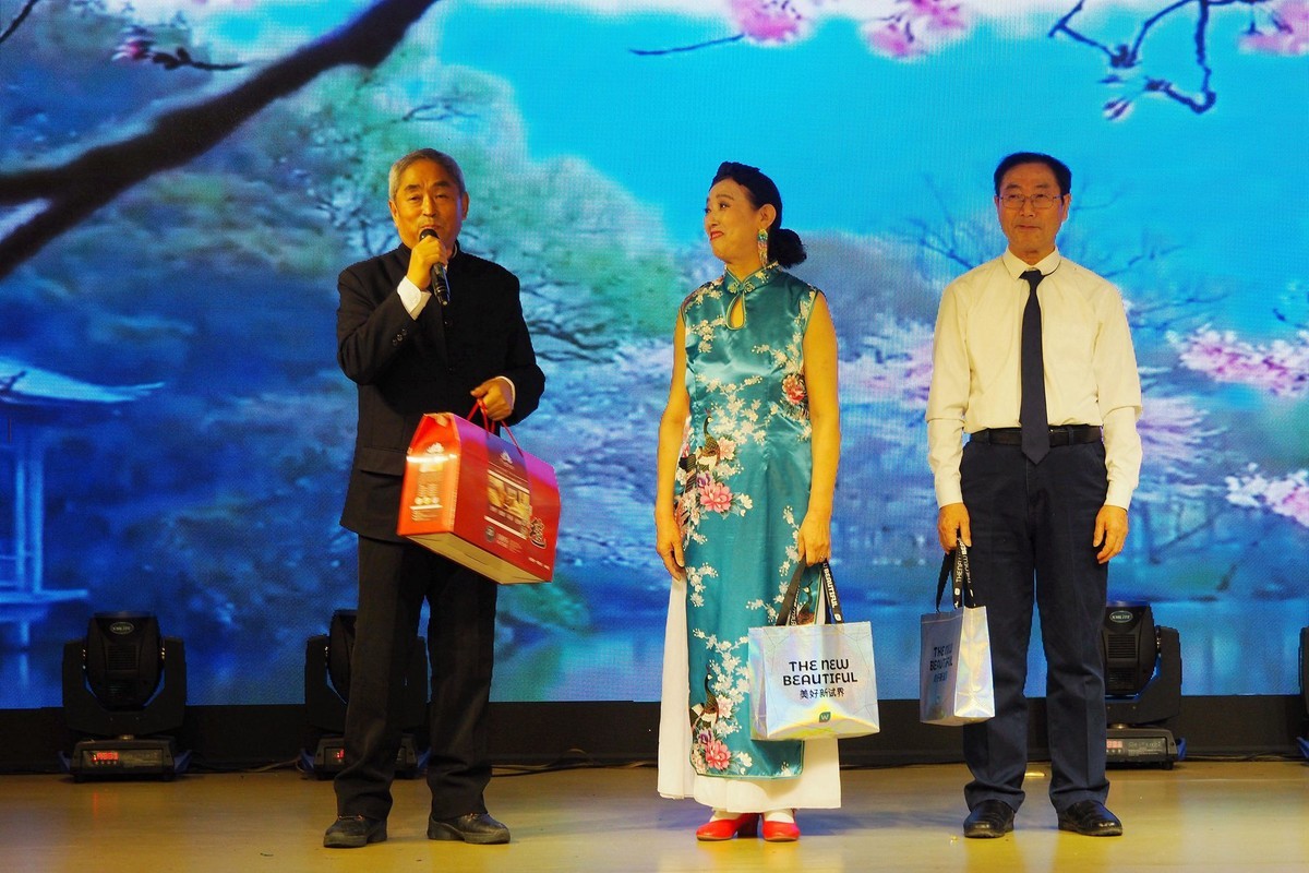 青青杨艺术团——新年联欢会（8）