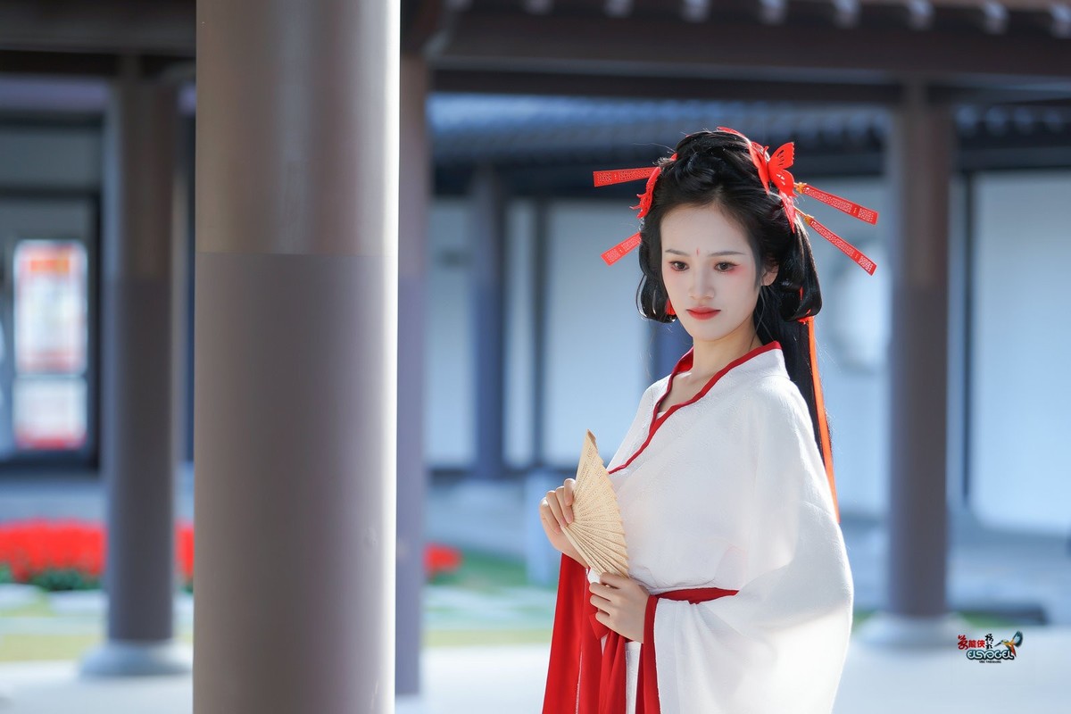 【战袍神女】---冰冰