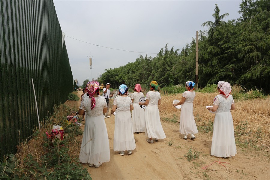 姐妹芳华迎六一我和祖国一起成长