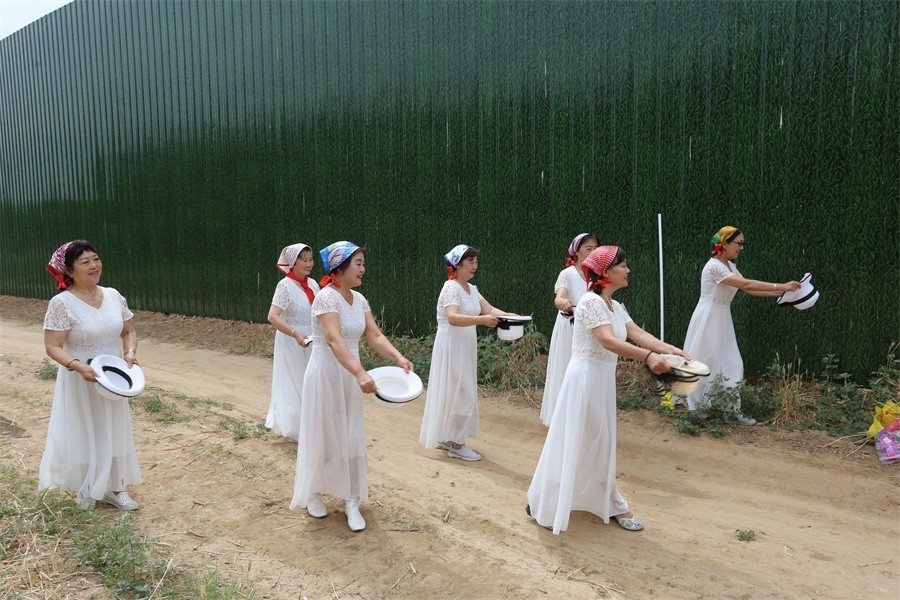 姐妹芳华迎六一我和祖国一起成长