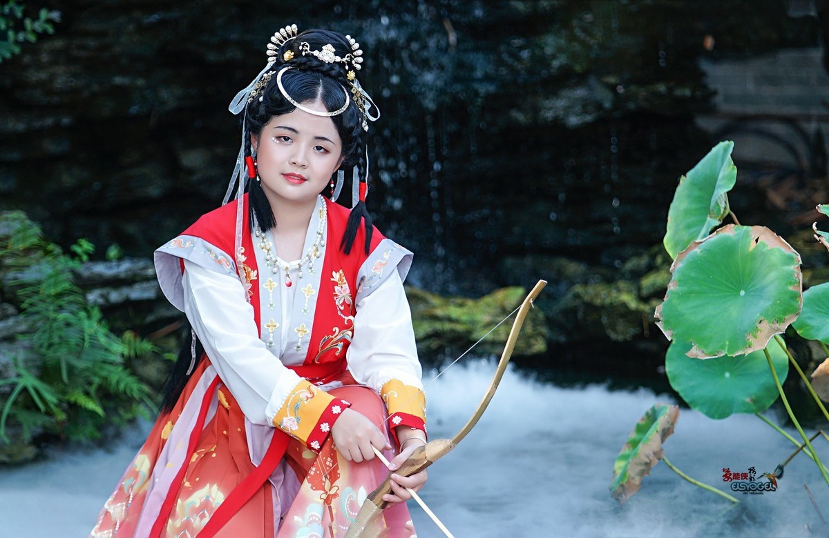 【山房动声色】---玉婷