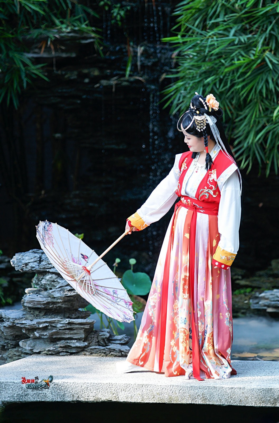 【山房动声色】---玉婷