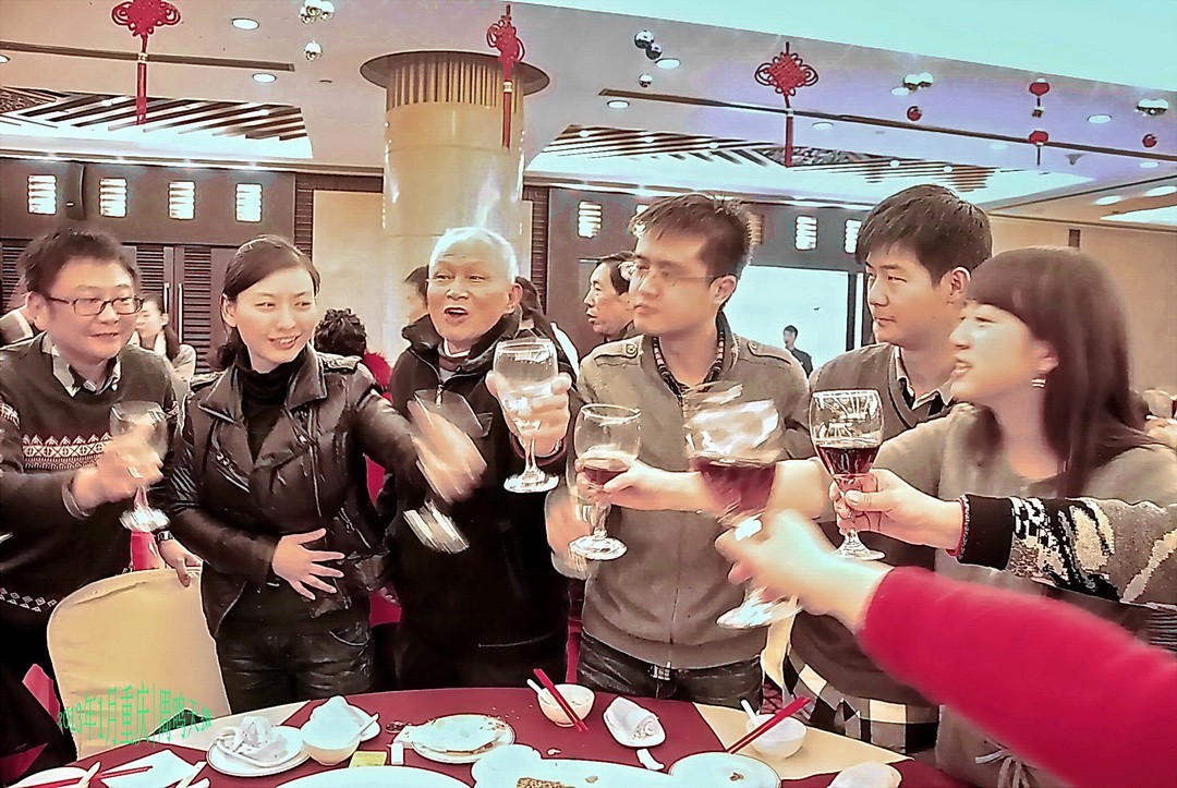 古巴空军学员的中国空军12航校教员周生敬2004年在望江公园。柯达d6340