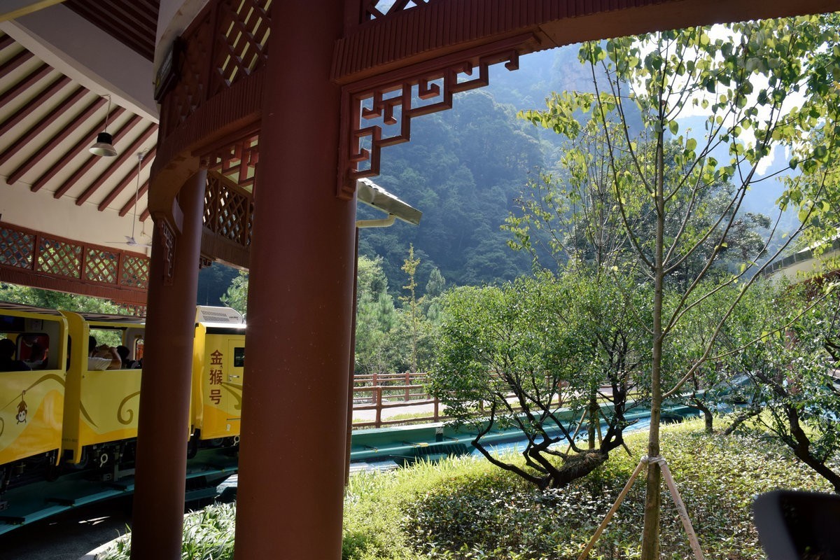 2022夏 湘赣边（67）“三女峰”左“猴子坡”