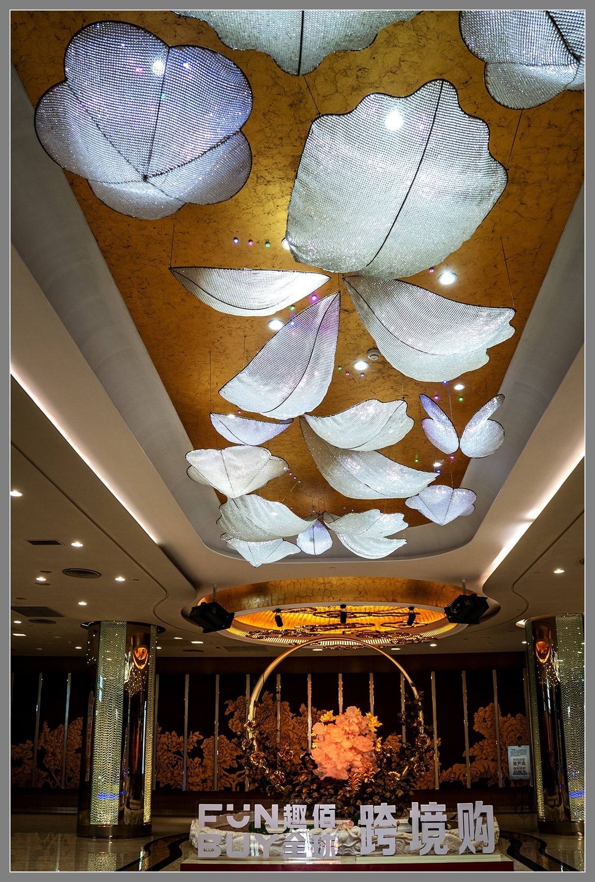 海南旅游09：金碧辉煌打卡地——美丽之冠大树酒店（下）