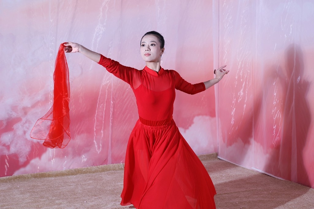 佳能大蓬车活动人像